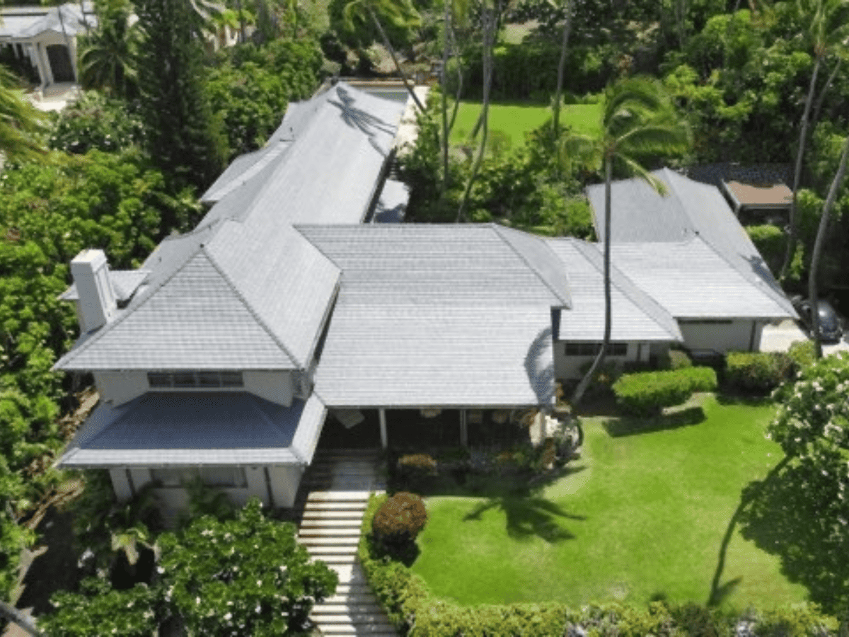 Large historic buildings in Honolulu with Enviroshake installed