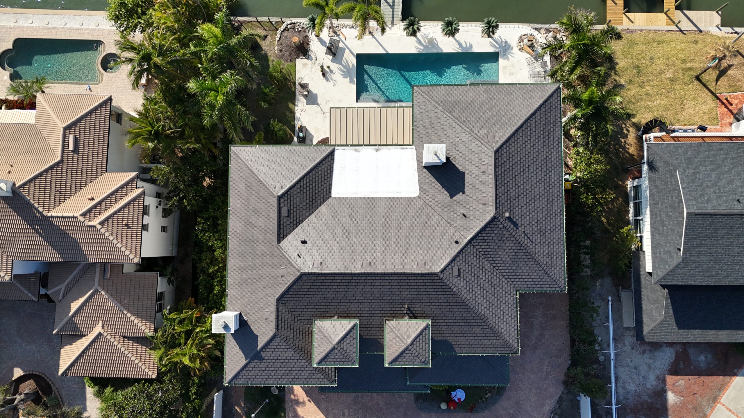 Enviroslate Charcoal Grey on Florida home