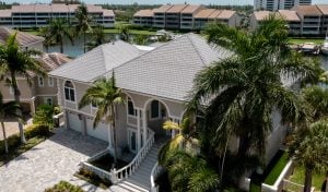 <h1>Slate Roofing Weather Resistance: Protection Against Hail, Snow & Fire </h1>